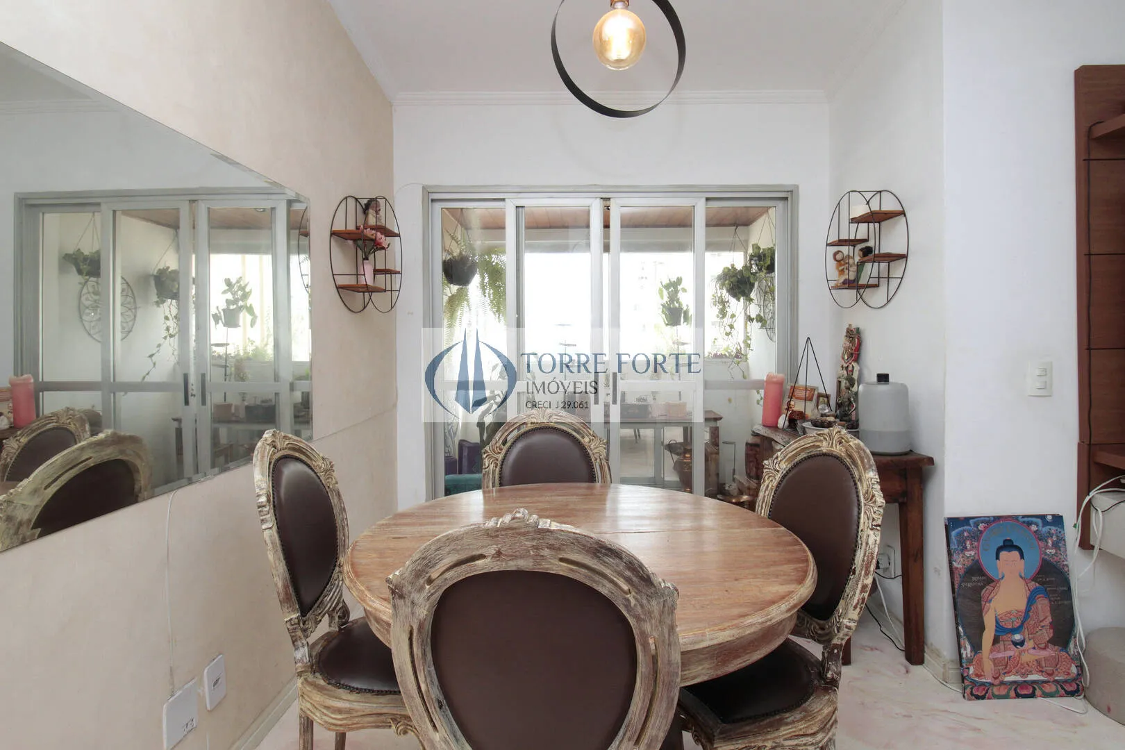 Imagem Lindo apartamento com 73 m² 3 dormitórios sendo 1 suíte 2 vagas de garagem