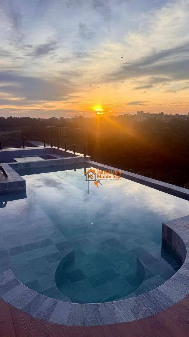 Imagem Sobrado à venda, 600 m² por R$ 6.799.999,00 - Jardim Imperial Hills III - Arujá/SP