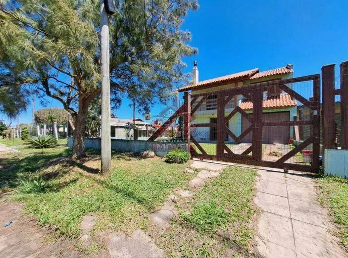 Imagem Casa 4 dormitórios documentada a 100m do mar, Ipiranga