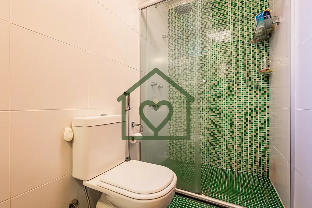 Imagem Apartamento de 3 dormitórios, 1 suíte com 96m² privativos living para dois ambientes, sacada com ...