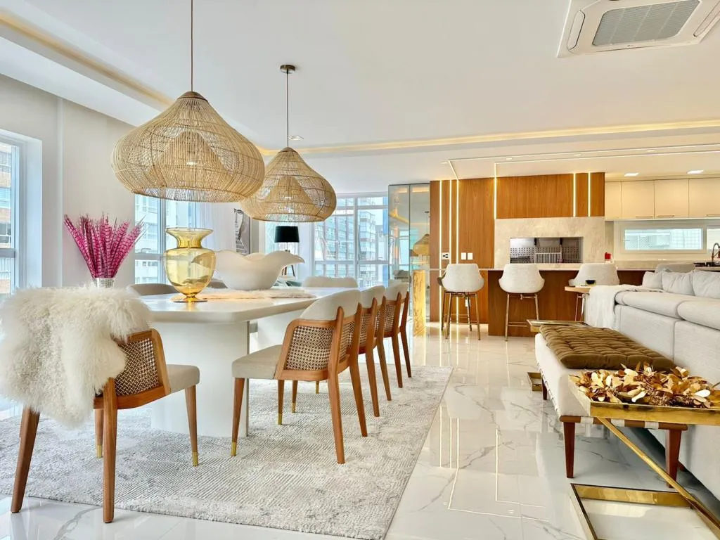Imagem Apartamento 4 Dormitórios - Bairro Navegantes