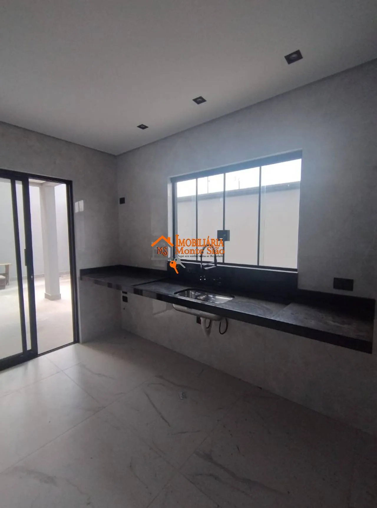 Imagem Sobrado com 2 dormitórios à venda, 80 m² por R$ 660.000,00 - Parque Residencial Scaffid II - Itaquaquecetuba/SP