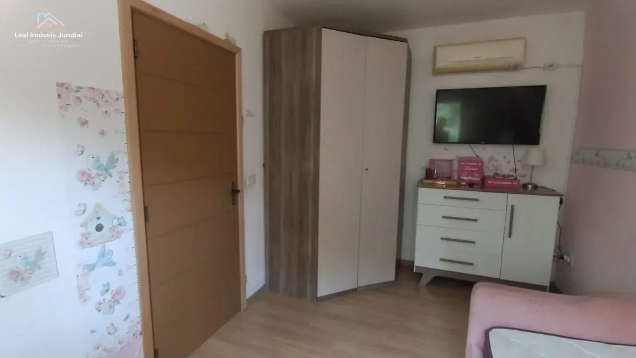 Imagem Casa à venda - Área útil 191 m2 com 4 dormitórios - 1 vaga - Jardim Messina - Jundiaí - São Paulo