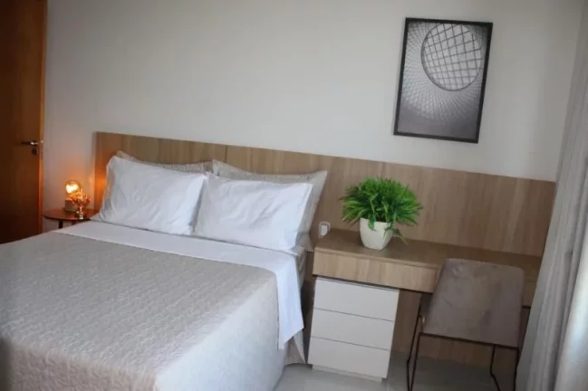 Imagem Apartamento decorado e mobiliado para Locação na Santa Monica com 3 suites