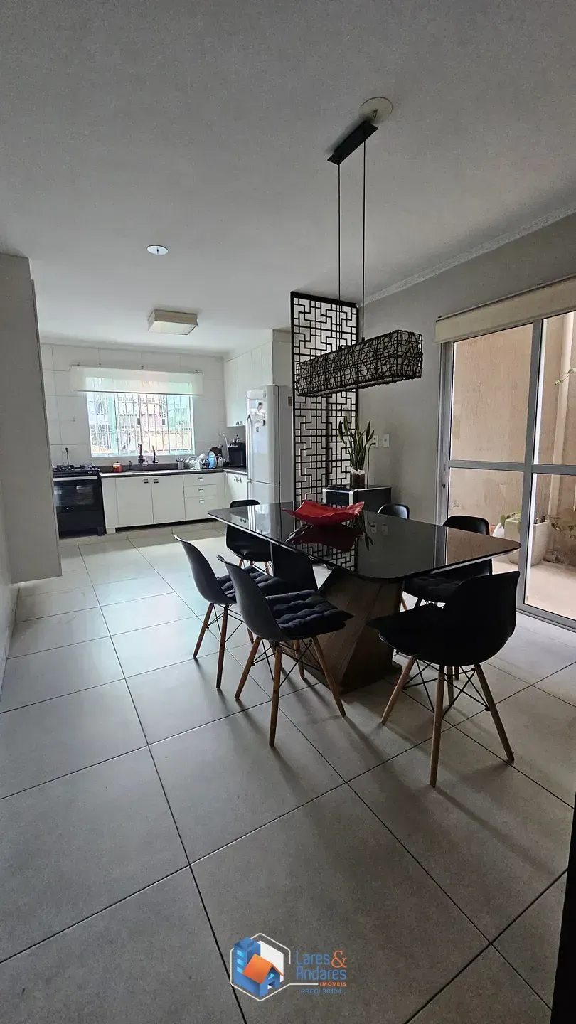 Imagem Sobrado para venda em Vila Nova Mazzei com 4 quartos, sendo 4 suítes, 195m²