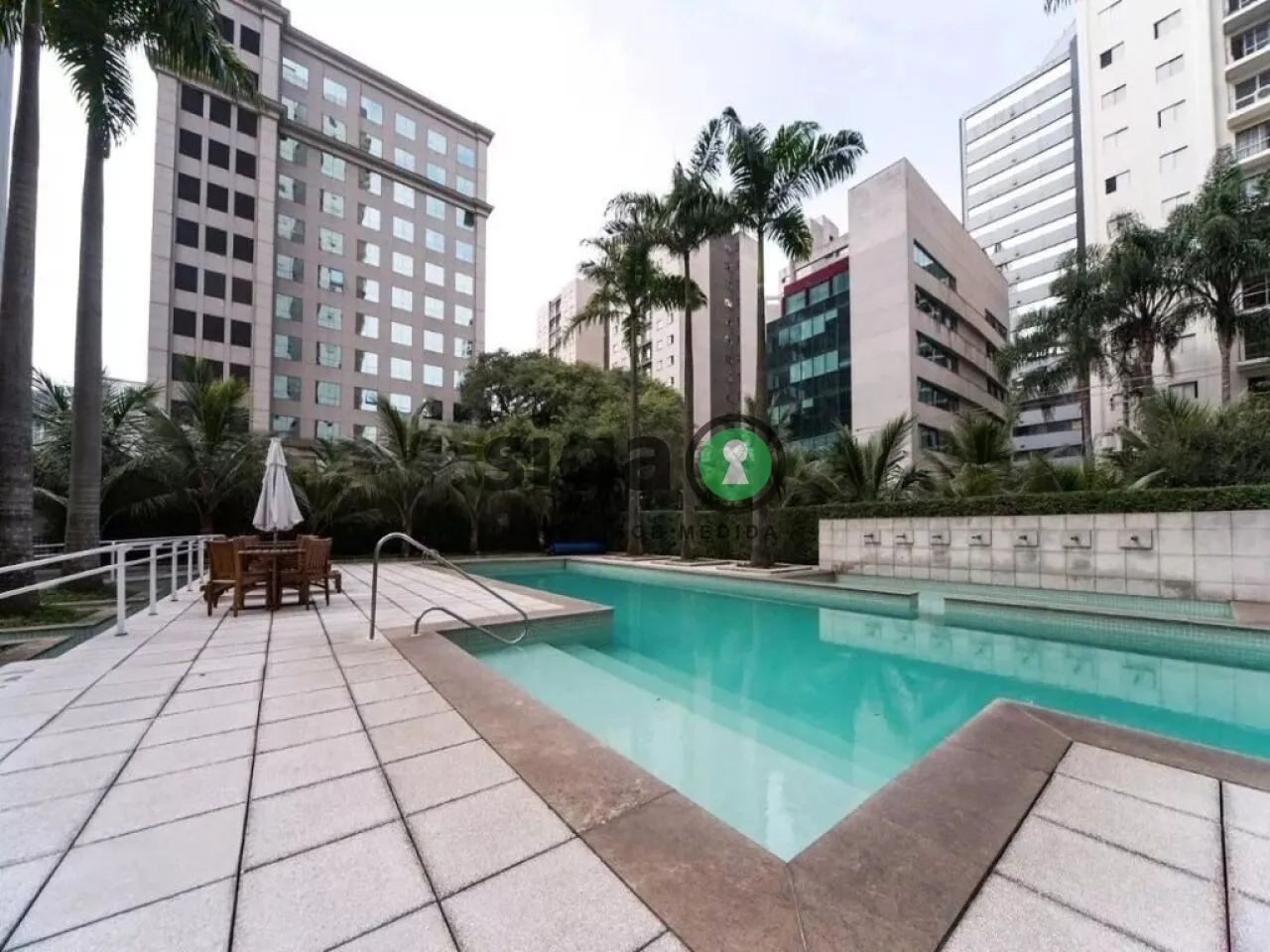 Imagem Apartamento Moderno com Varanda e Ar-Condicionado no Coração da Vila Olímpia.