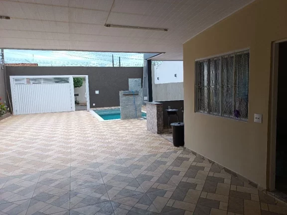 Imagem CASA COM ÁREA DE LAZER A VENDA NO JARDIM ANTUNES
