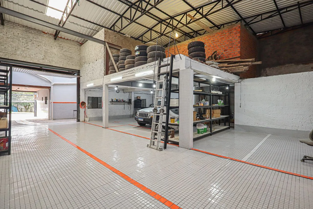 Imagem Pavilhao Comercial, Locação / Venda, 596 m², Bairro Partenon, Porto Alegre