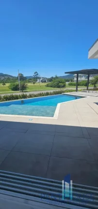 Imagem Casa em Condomínio para Venda em Camboriú, CENTRO, 4 dormitórios, 4 suítes, 6 banheiros, 4 vagas