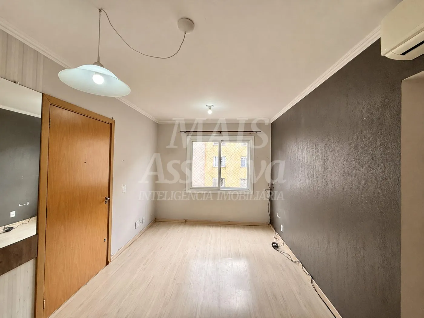Imagem Apartamento no 3º andar, semi mobiliado para venda - Monte Brasil