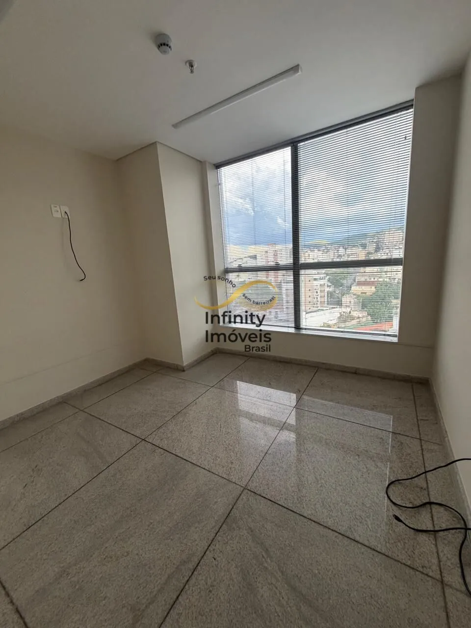 Imagem Sala comercial à venda no bairro Santa Efigênia - Belo Horizonte/MG