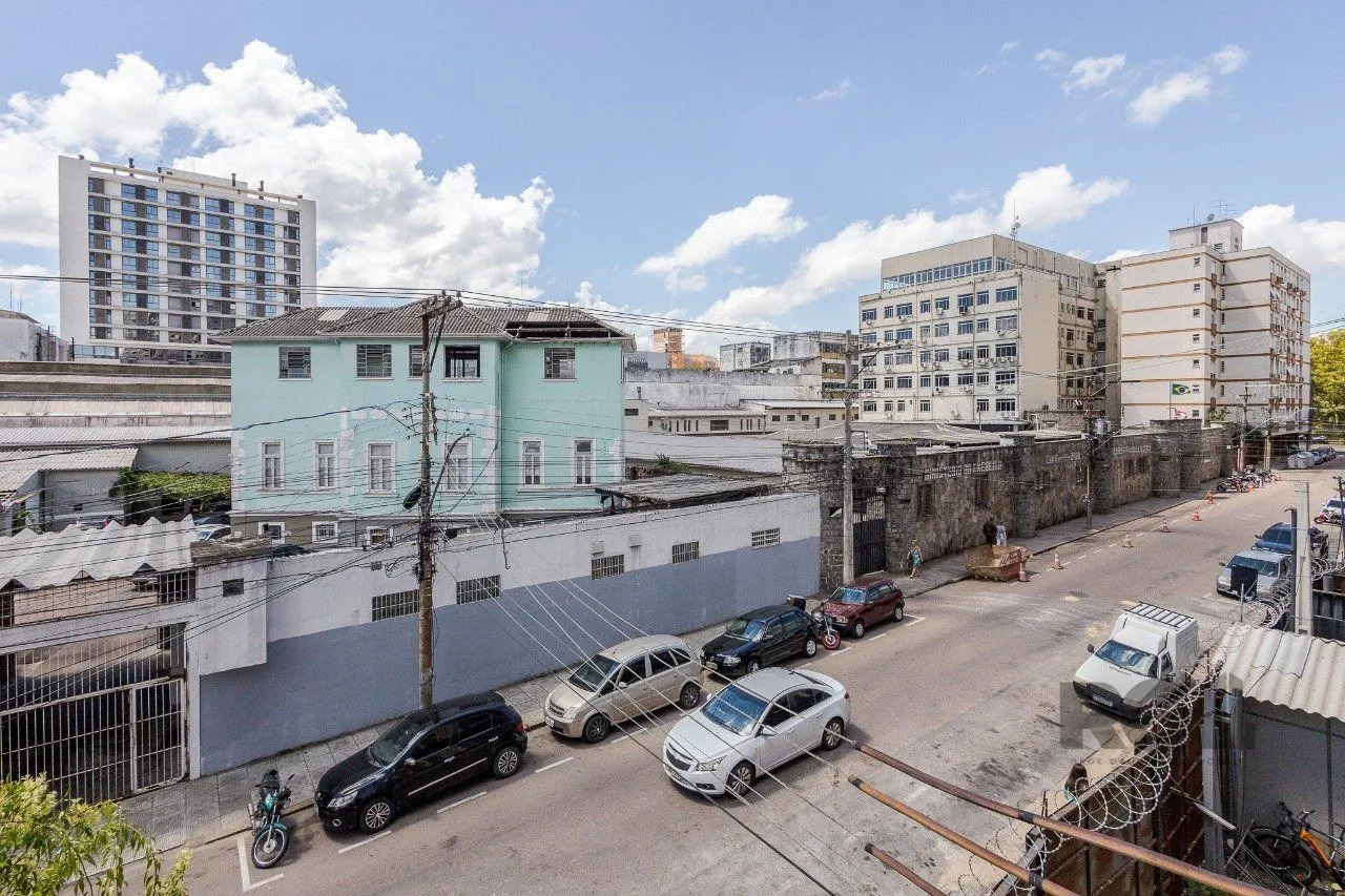 Imagem Apartamento de 3 quartos no bairro Cidade Baixa em Porto Alegre