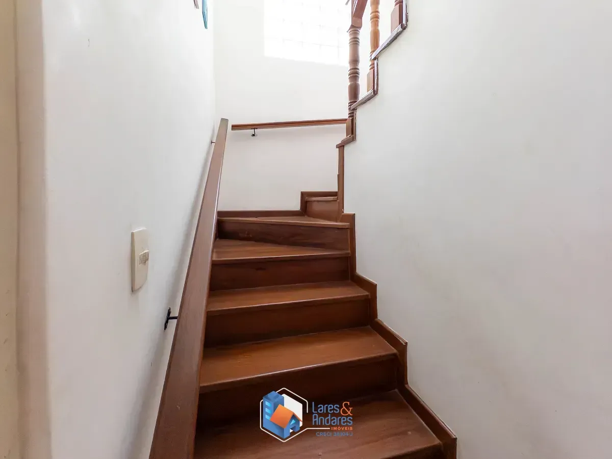 Imagem Casa para venda em Vila Marari com 3 quartos, sendo 1 suíte, 168m²