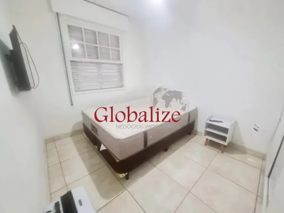 Imagem Casa com 78m², 2 quartos, 2 banheiros, quintal por R$320.000,00 na Vila Mathias em Santos