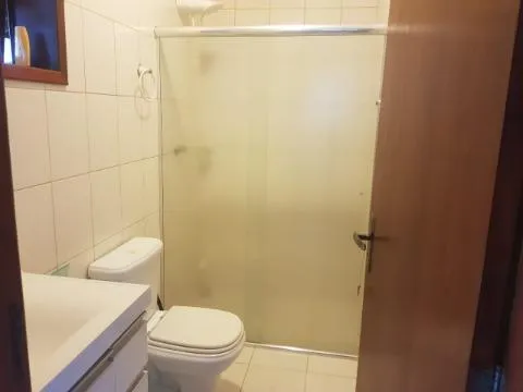 Imagem VENDA DE CASA CONDOMÍNIO IBIRAPITANGA A/T 800m² A/C 350m³ com 4 dormitórios sendo 2 suítes, lavabo, sala 3 ambientes, cozinha americana, piscina, chur