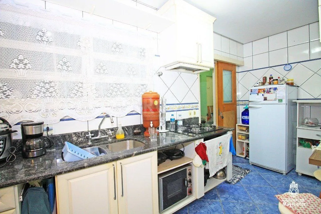 Imagem Casa para Venda - 130m², 3 dormitórios, sendo 1 suites, 4 vagas - Sarandi