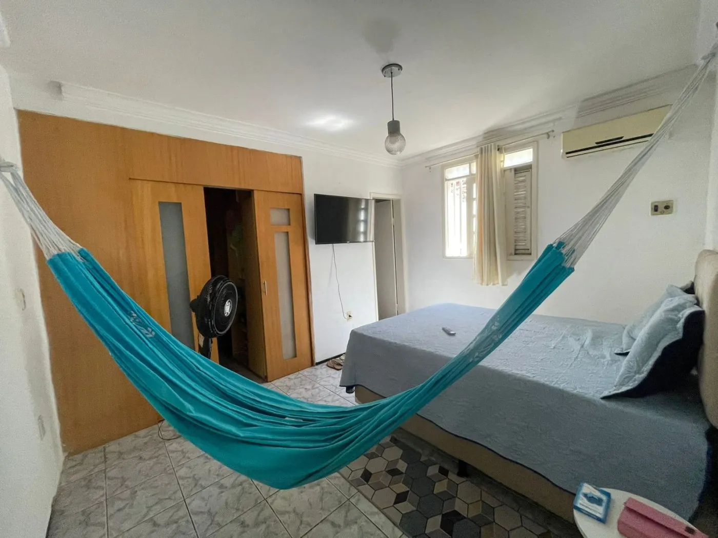 Imagem Casa para Venda em Fortaleza, Parque Dois Irmãos, 6 dormitórios, 3 suítes, 2 banheiros, 2 vagas