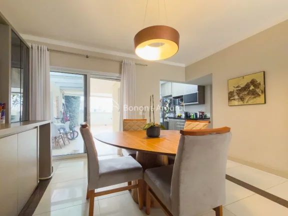 Imagem Casa de Condomínio à venda na Chácara da Barra em Campinas!!

No térreo, ampla sala para 2 ambie...