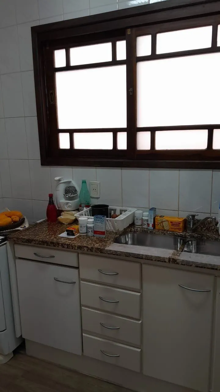 Imagem Apartamento 3 quartos, suite, dep de empregada,andar alto,Bairro Centro