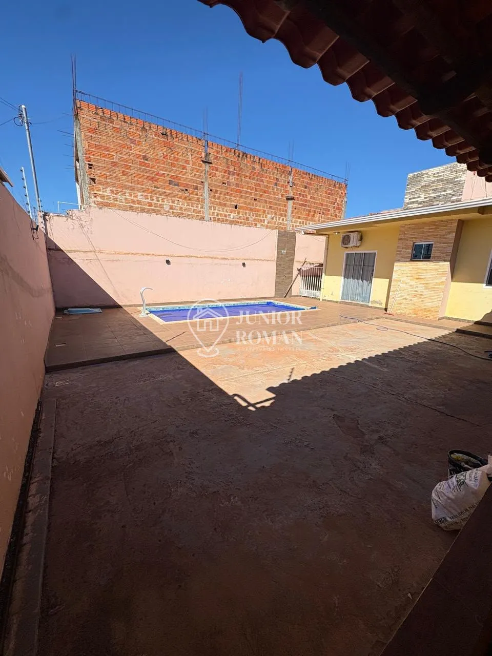 Imagem CASA MOBILIADA l 3 DORM l PISCINA l ÁREA GOURMET - JD DAS ACÁCIAS | LUÍS EDUARDO MAGALHÃES/BA