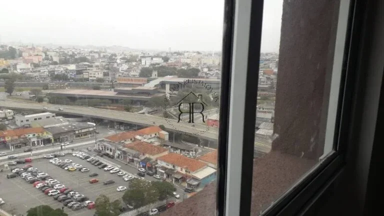 Imagem Imóvel seminovo Prédio de torre única, com amplo hall, 3 apartamentos por andar, elevadores amplo...