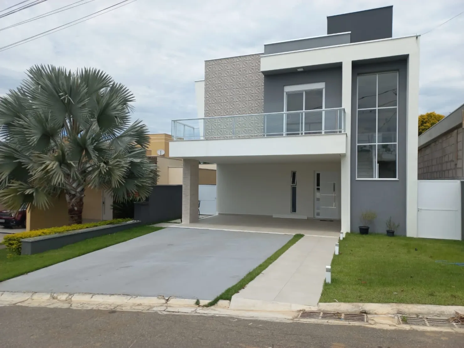 Imagem Casa Alto Padrão à venda com 3 suítes, piscina e muito conforto, Alto do Cardoso, Pindamonhangaba, SP