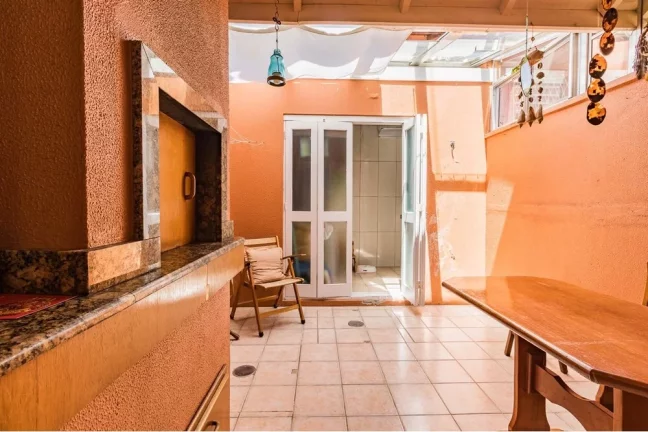 Imagem Casa em Condomínio para venda no bairro Teresópolis em Porto Alegre