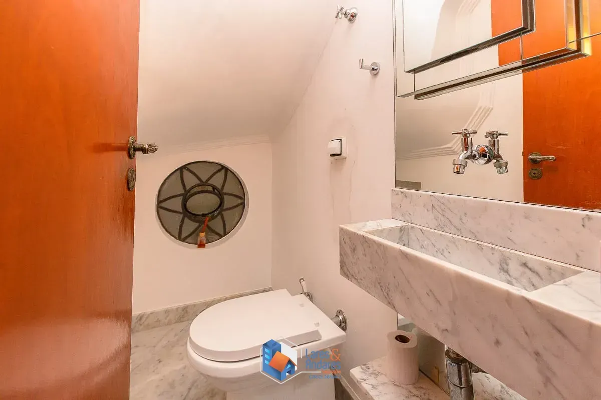 Imagem Casa para venda em Jardim Aeroporto com 2 quartos, sendo 2 suítes, 136m²