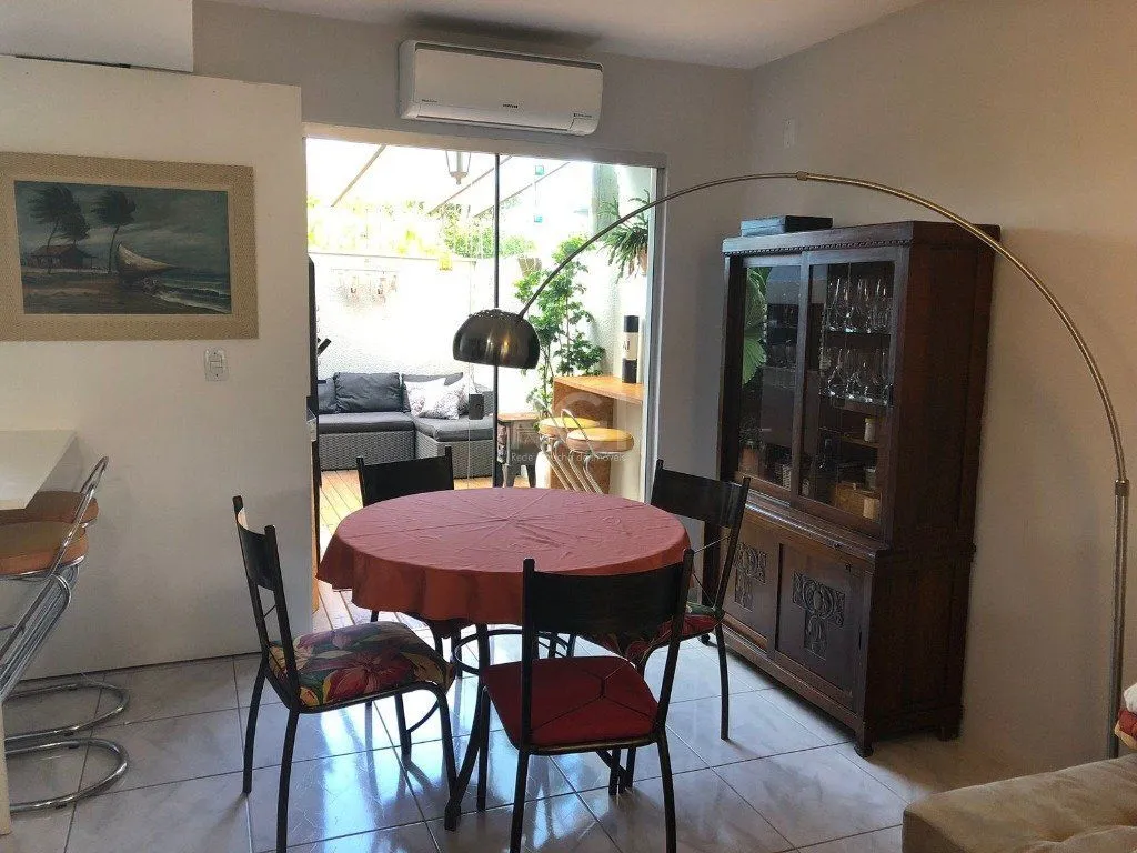 Imagem Casa Condominio para Venda - 69.41m², 3 dormitórios, sendo 1 suites, 2 vagas - Ipanema