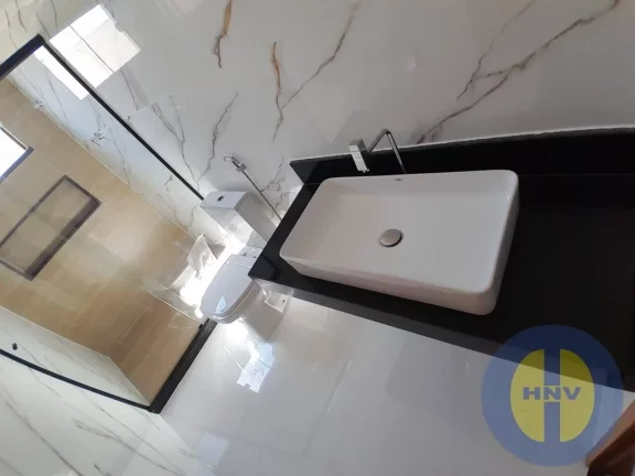 Imagem Vendo casa com piscina em Itaipuaçu