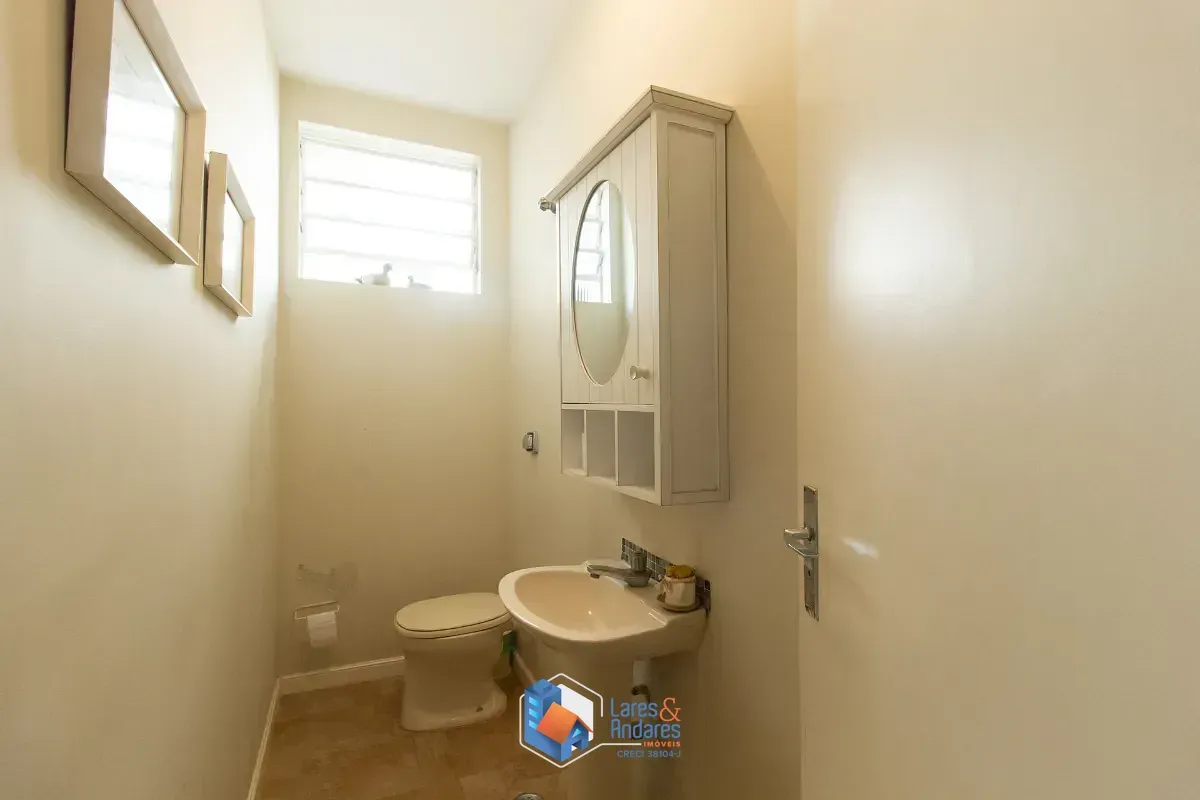 Imagem Sobrado para venda em Vila Clementino com 3 quartos, sendo 1 suíte, 189m²