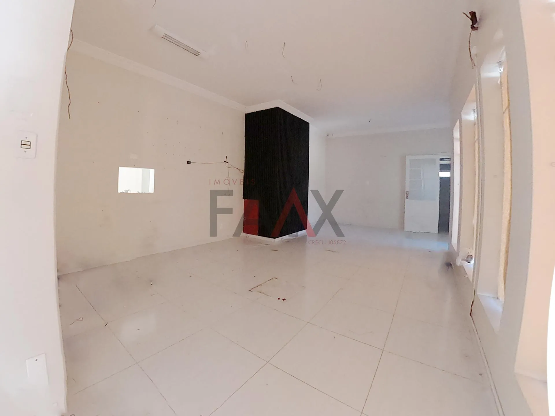 Imagem Sala comercial de próximo ao Hospital São Vicente no centro em Guarapuava - PR