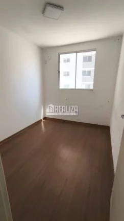 Imagem Apartamento de 2 dormitórios com piscina e portaria 24hrs no Condomínio Residencial Park Uberaba, no bairro Jardim Libânio em Uberaba