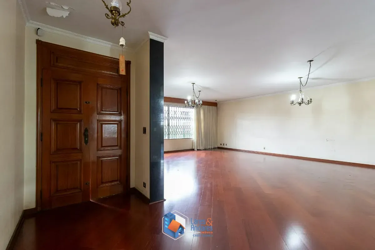 Imagem Casa para venda em Vila Carrão com 3 quartos, sendo 3 suítes, 382m²