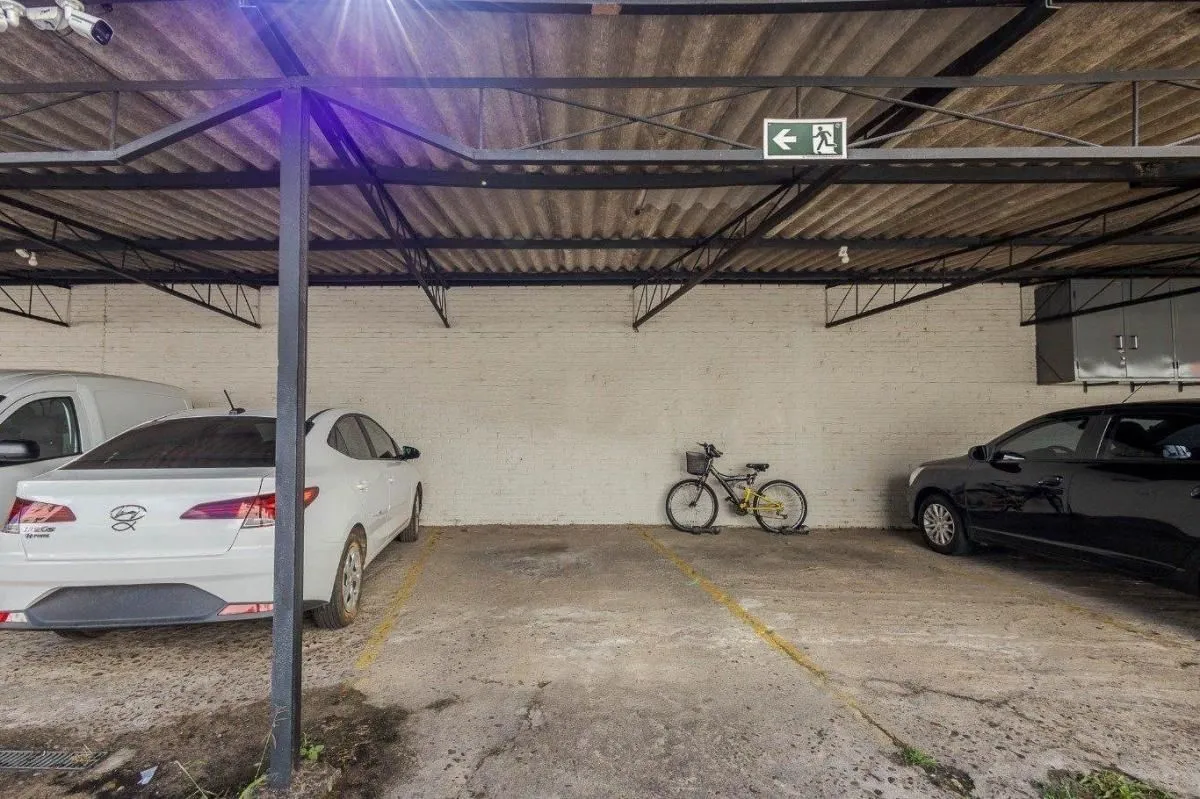 Imagem APARTAMENTO 2 DORMITORIOS E 1 VAGA, AMPLO E CONSERVADO