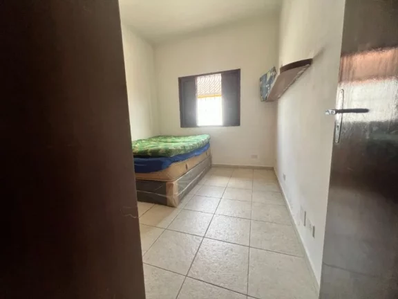 Imagem CASA COM 178 m² - IMPERADOR - PRAIA GRANDE SP