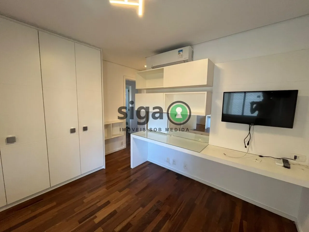 Imagem APARTAMENTO COM 4 DOMITORIOS SENDO SUITES PARA LOCAÇÃO NO CAMPO BELO