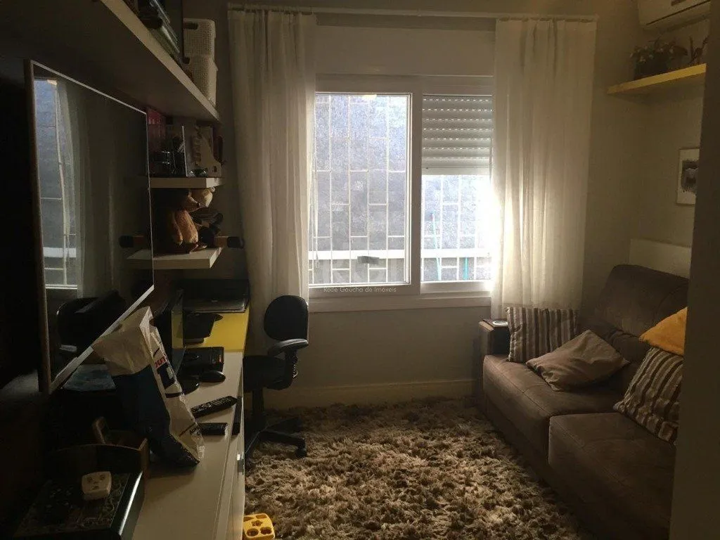 Imagem Casa para Venda - 230m², 3 dormitórios, sendo 3 suites, 3 vagas - Chácara das Pedras