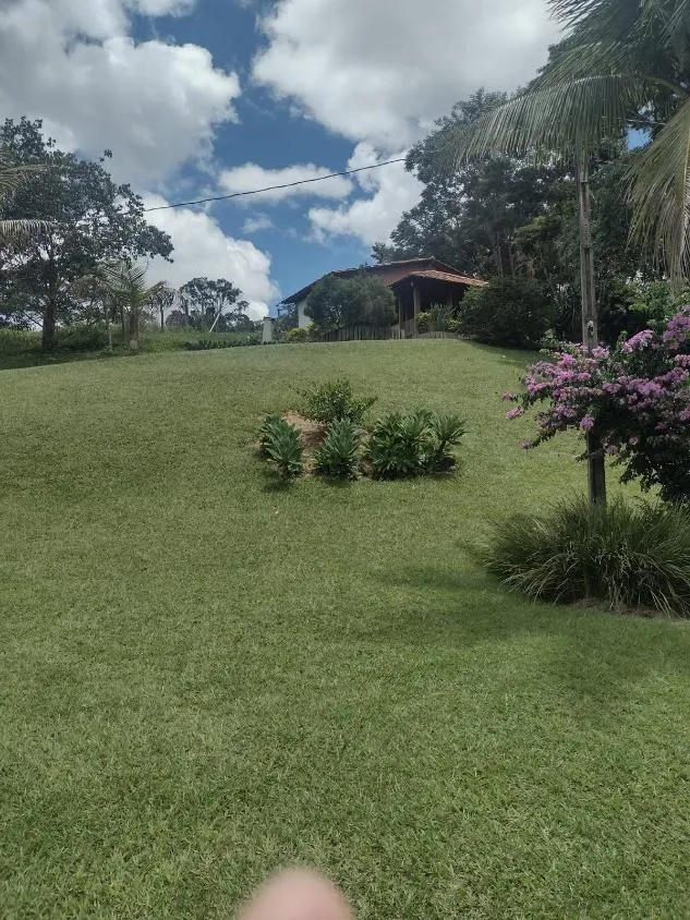 Imagem Vendo lindo sítio/fazendinha com 27 hectares de terra, localizado próximo a Florestal/MG.