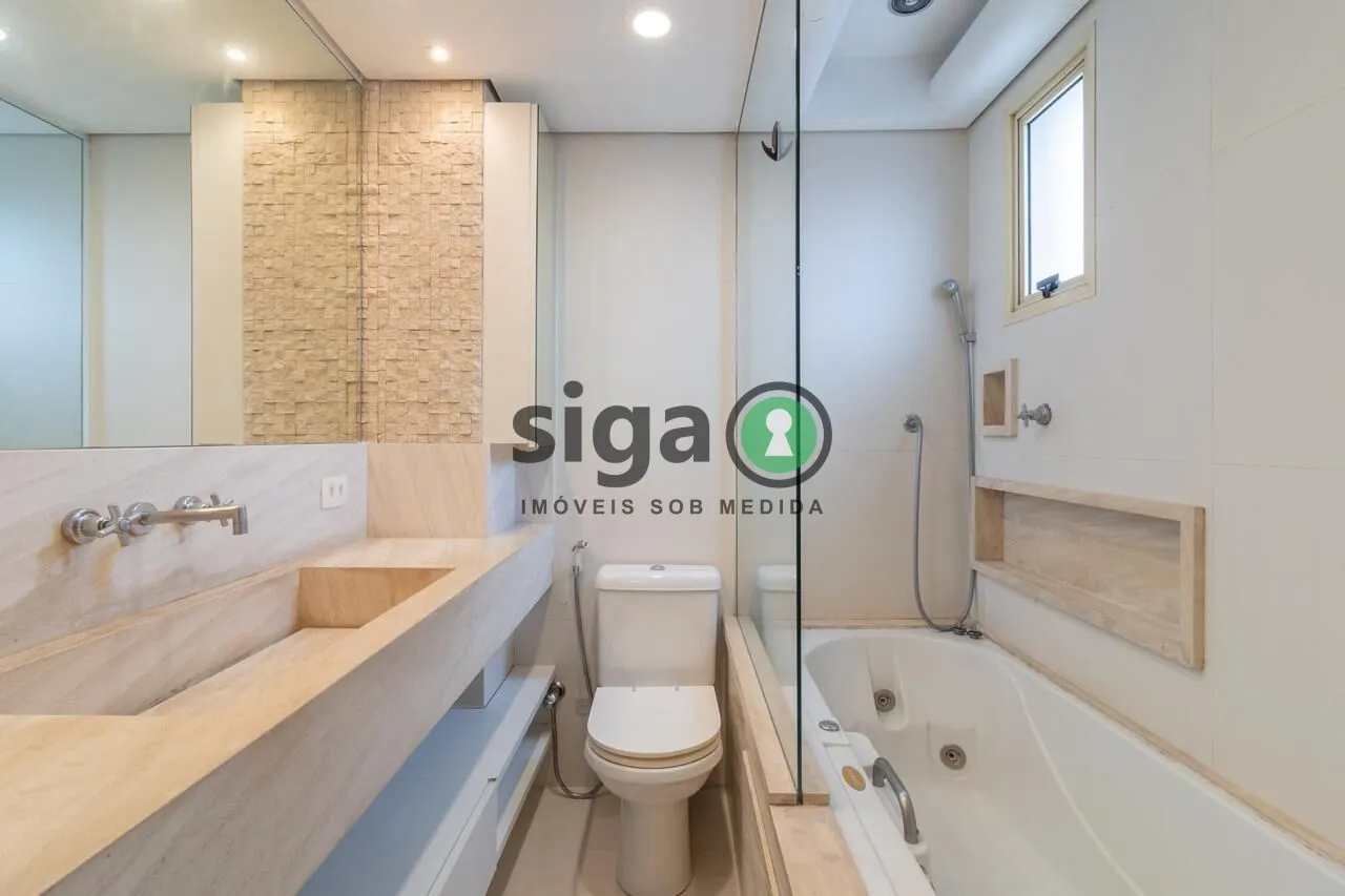 Imagem Oportunidade! Venda de apartamento em Pinheiros com 2 suítes, 2 vagas ,sem mobilia