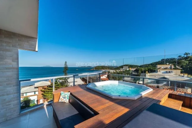 Foto do imóvel Cobertura Duplex - Frente Ao Mar - 3 Suítes em Rua Ilha do Arvoredo