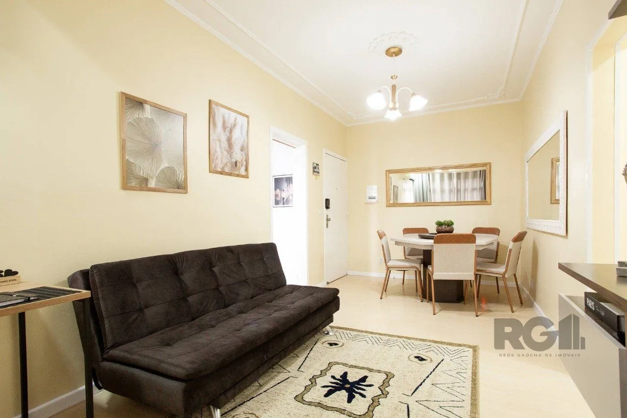 Imagem Apartamento de dois quartos no bairro Farroupilha em Porto Alegre.