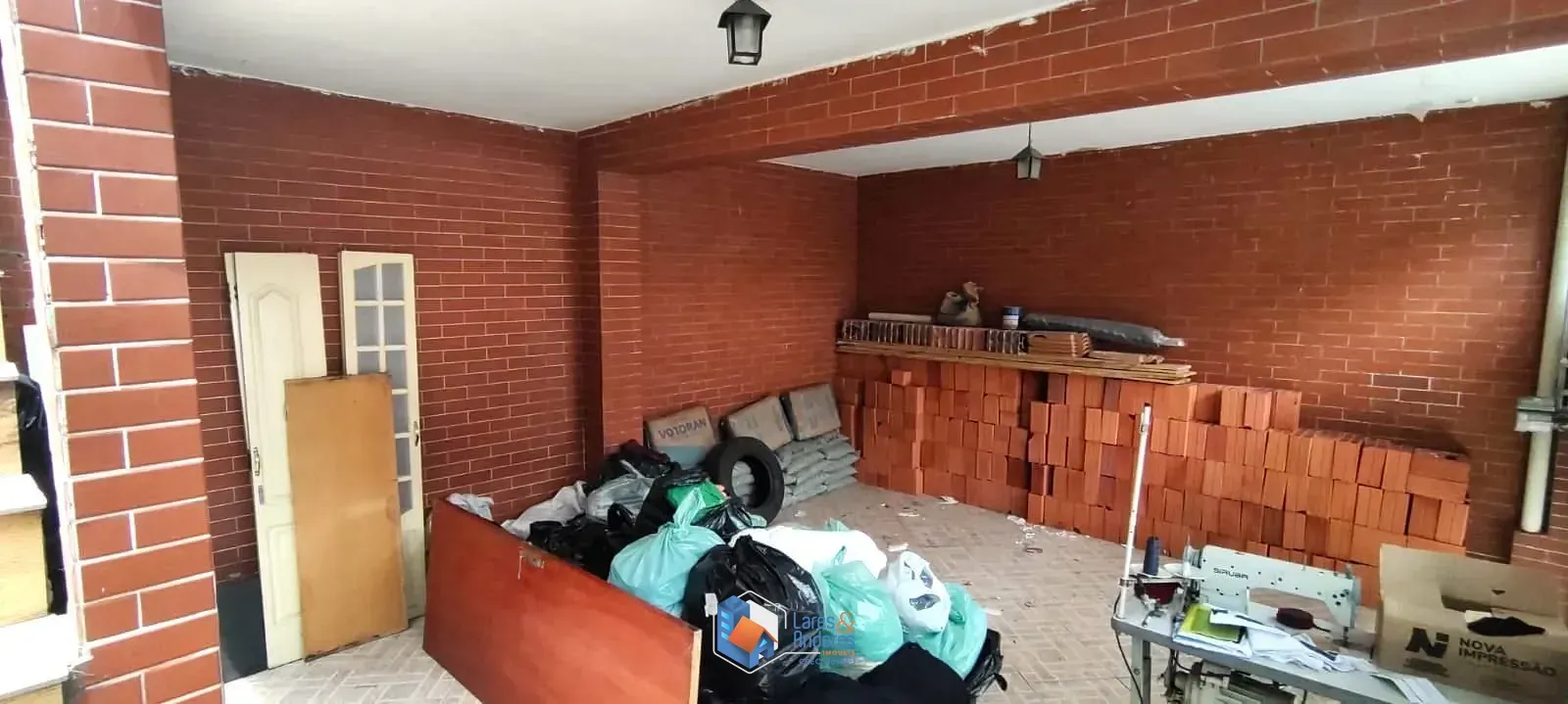 Imagem SOBRADO À VENDA, COM 140 M² COM 4 DORMS, SENDO 2 SUÍTES, AMPLA ÁREA EXTERNA, 2 VAGAS DE GARAGEM - JARDIM MARACANÃ, SÃO PAULO