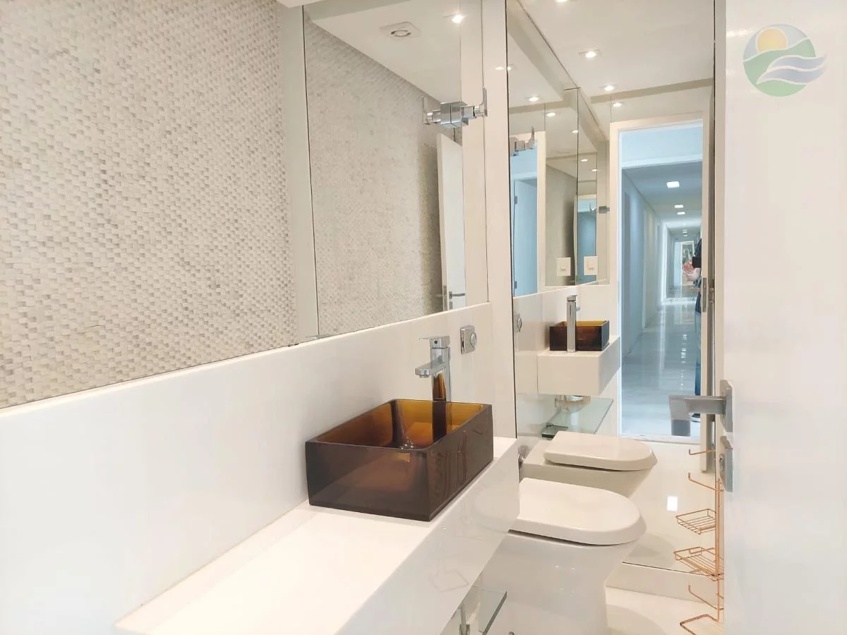 Imagem Apartamento de Luxo, 4 Suites, Varandão, Beira mar de Candeias, Jaboatão dos Guararapes.