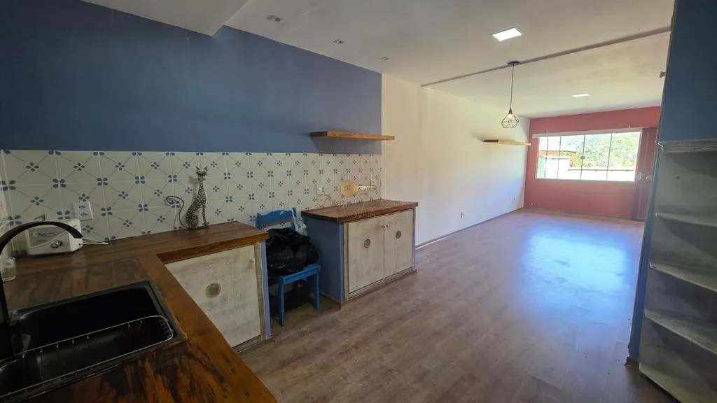 Imagem Casa em Condomínio para Venda em Teresópolis / RJ no bairro Vargem Grande