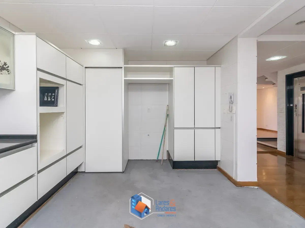 Imagem Cobertura para venda em Vila Maria Alta com 4 quartos, sendo 4 suítes, 500m²