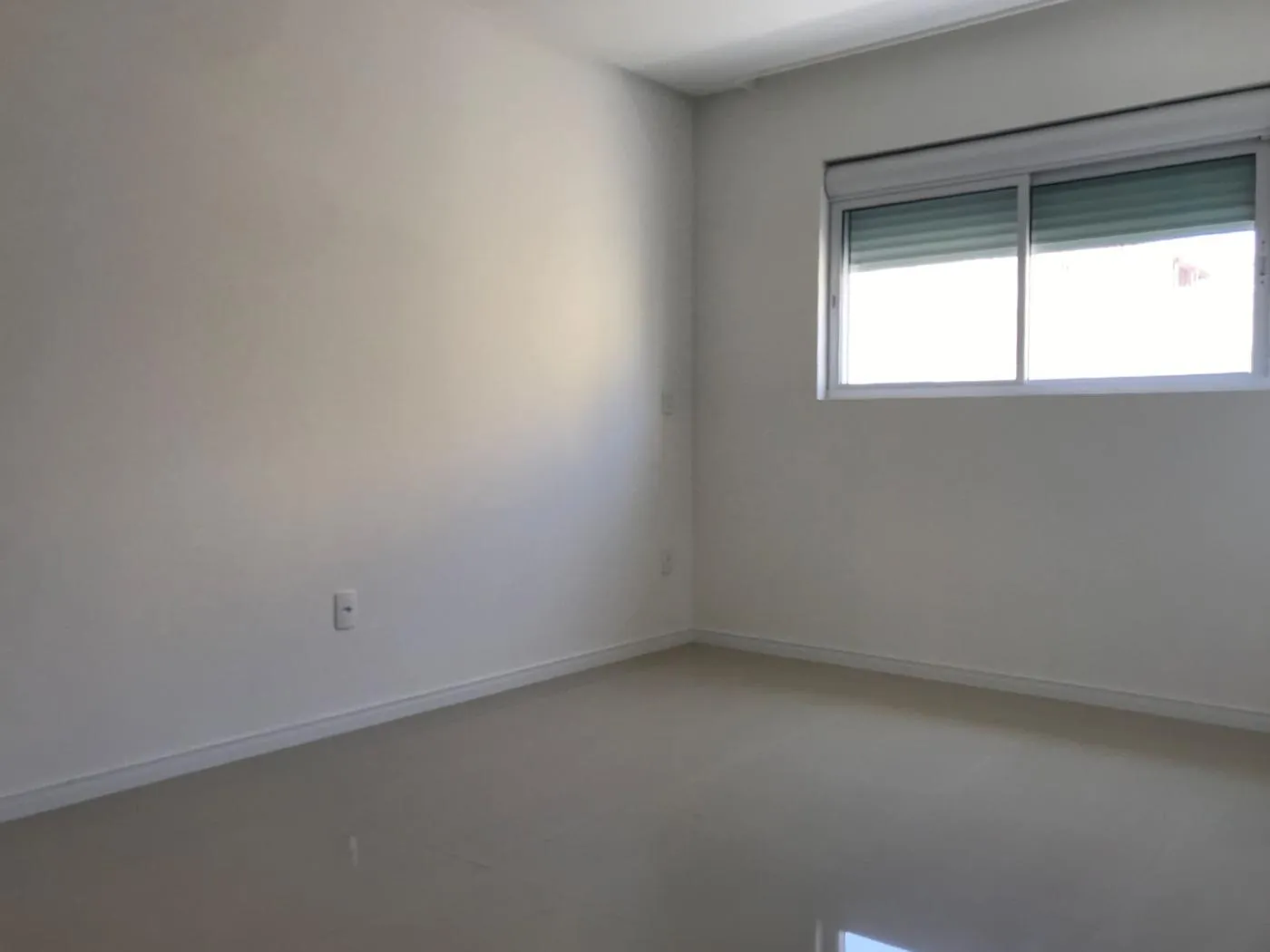 Imagem Apartamento para Venda em Itapema, Meia Praia, 3 dormitórios, 3 suítes, 4 banheiros, 2 vagas