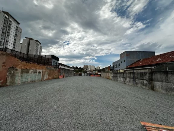 Imagem Prédio Comercial de Alto Padrão no Coração de Osasco-SP, no Bairro Remédios - Venda ou Locação!