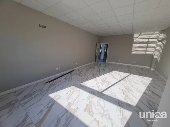 Sala comercial 52,37m2 para venda ou locação em camobi