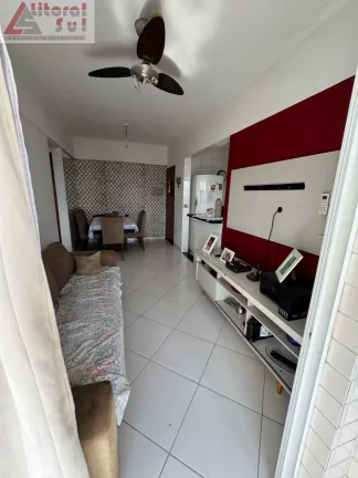 Imagem Imperdível: Apartamento de 2 quartos na Ocian, Praia Grande-SP, com 69m², suíte e vaga de garagem!